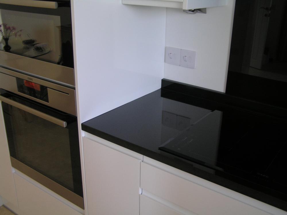 Worktop.thumb.JPG.55c1151b55e34f022c4afabaee08513d.JPG