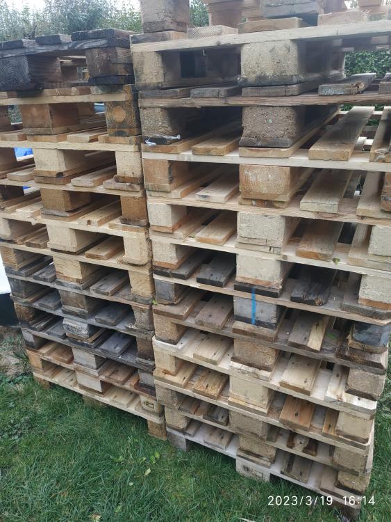 pallets.thumb.jpeg.2b85de18019495ced10814f73e58e017.jpeg