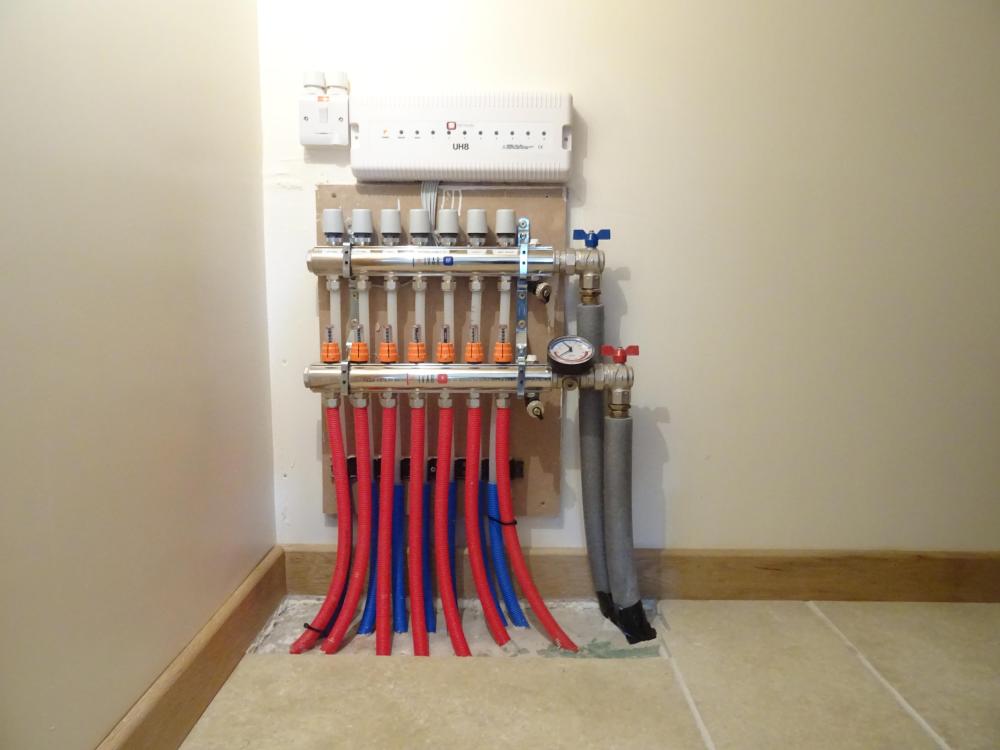 Manifold.JPG.05fc34172d630197ca9bb66a0d1baa48.jpg