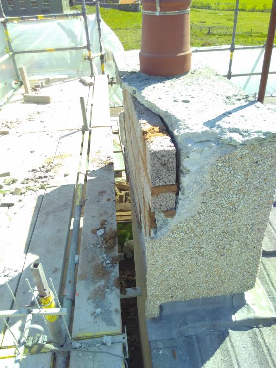 chimney-side.thumb.jpg.2d6d45e86ae34cf477dc29327d53d02a.jpg