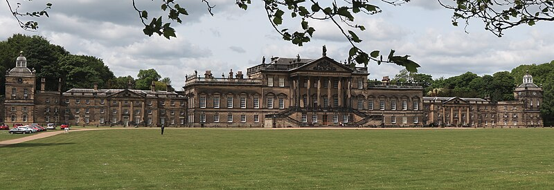 Wentworth_Woodhouse_East_Front.png.53e6ba40799652c53e29f1ead0189c99.png