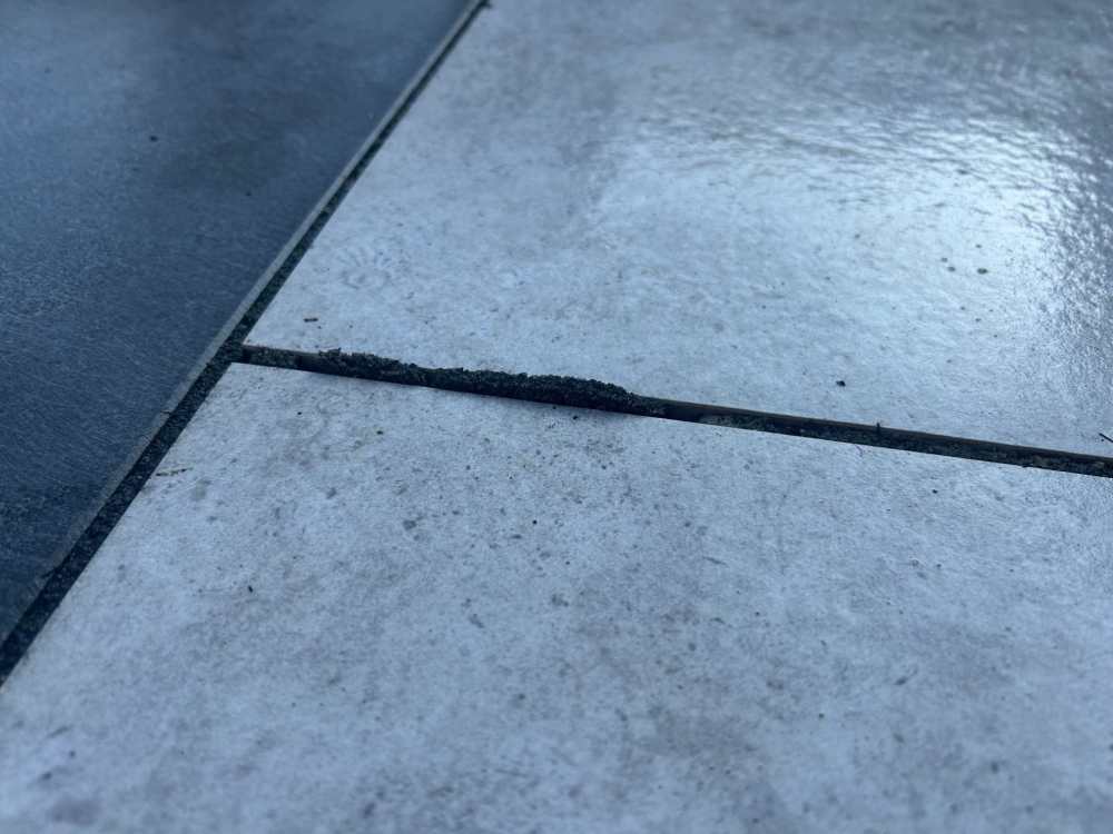 grout 1.jpg