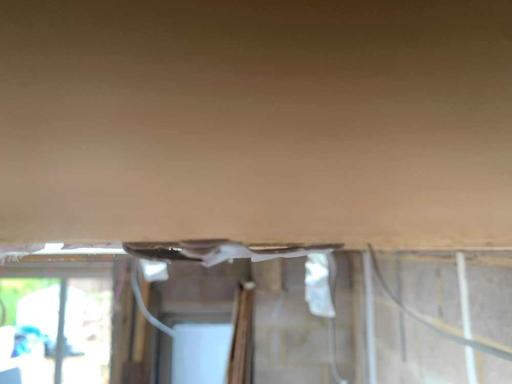 ceiling2.jpg