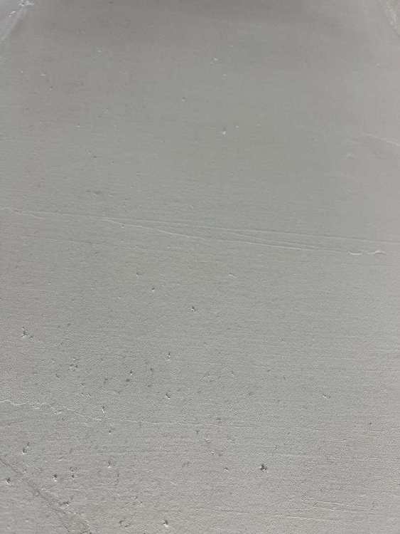wall2.jpg