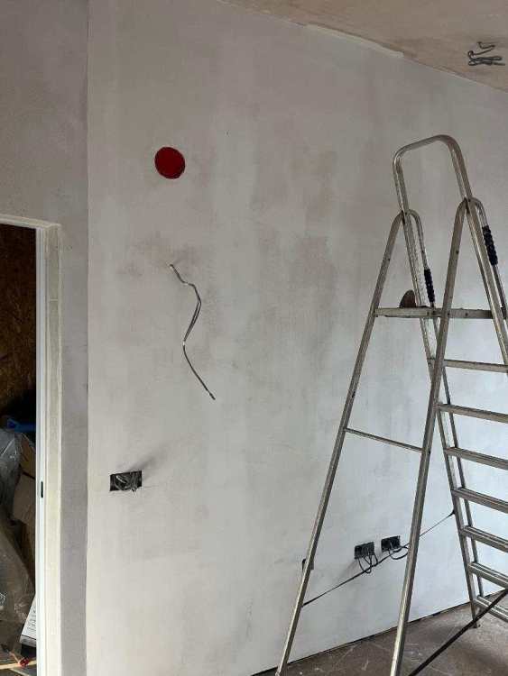 wall4.jpg
