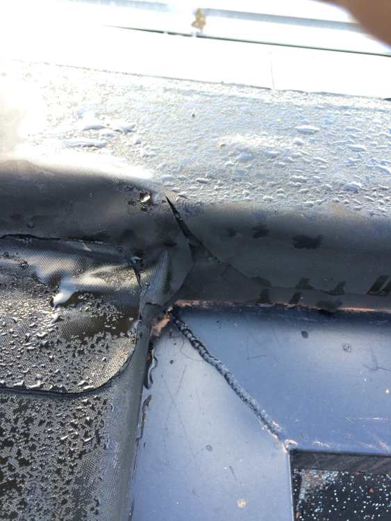Roof2.thumb.JPG.4e592b08a18d500f4c9eab4db7261b27.JPG