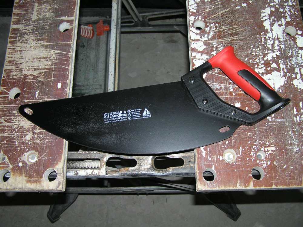 PredatorSaw.thumb.JPG.b05ad42a6e5b39289c38cda5ce3736b1.JPG