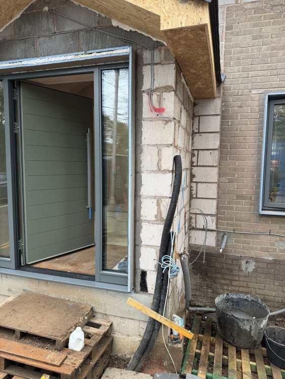 door2.thumb.jpg.ef13d0a96d02e41b8d035767e809ae9d.jpg