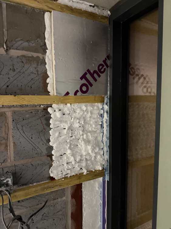 door8.thumb.jpg.9d7d3d6cb179548e8221a24e5bb2ca15.jpg