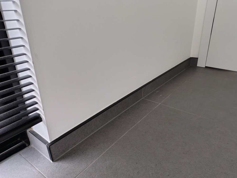tile edging.jpg