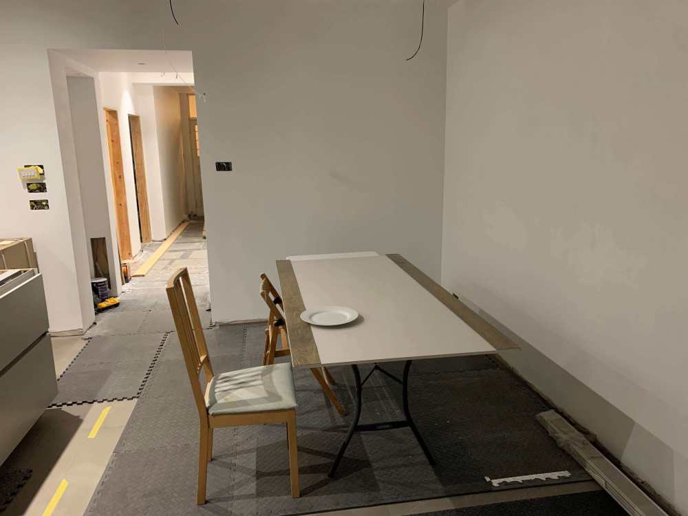 Dining2.jpg