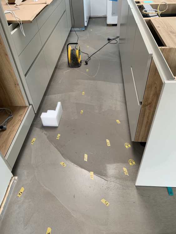 FloorDry5.jpg