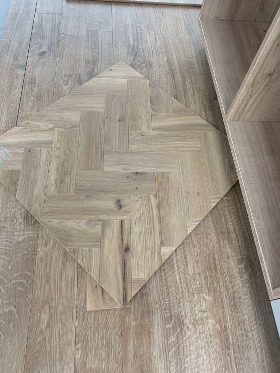 LVT3.jpg